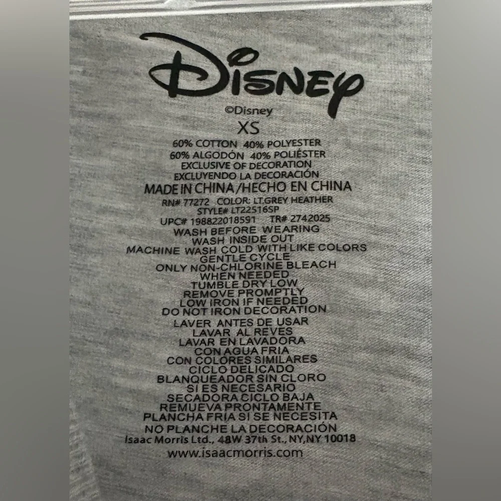 *SEE DESCRIPTION* Disney Aristocats T-Shirt featuring Marie - Picture 3 of 3